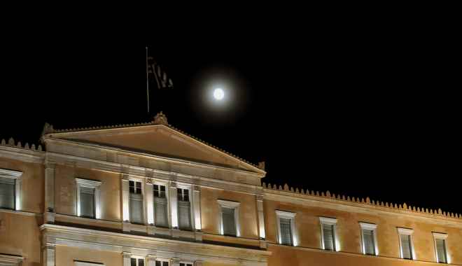 Εξηγήσεις από την κυβέρνηση για τους ισχυρισμούς μάρτυρα της Εξεταστικής ζητά η ΝΔ