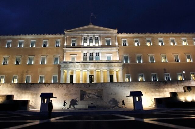 Όχι σ’ ένα νέο εθνικό διχασμό