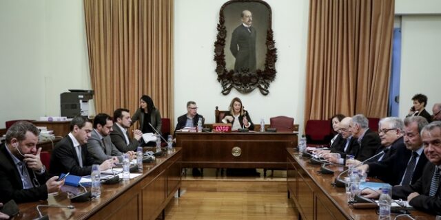 Παραπτώματα χωρίς… τιμωρία στα οικονομικά των κομμάτων