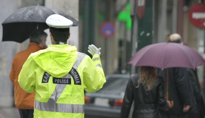 Βροχές, καταιγίδες και χιονοπτώσεις σχεδόν σε όλη τη χώρα