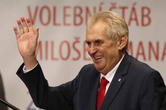 Ο Μίλος Ζέμαν είναι επισήμως ο νικητής των προεδρικών εκλογών στην Τσεχία