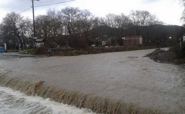 Λάρισα: Πλημμύρισαν σπίτια σε Αγιόκαμπο και Σωτηρίτσα