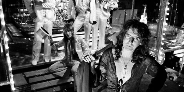 Κι όμως το Shock Rock του Άλις Κούπερ με σφαγμένα κοτόπουλα βασίστηκε σε ένα ψέμα