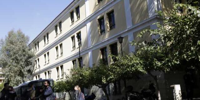 Προφυλακίσθηκε ο 29χρονος που ψάρευε ανήλικες στο διαδίκτυο και τις βίαζε αφού τους έδινε ναρκωτικά