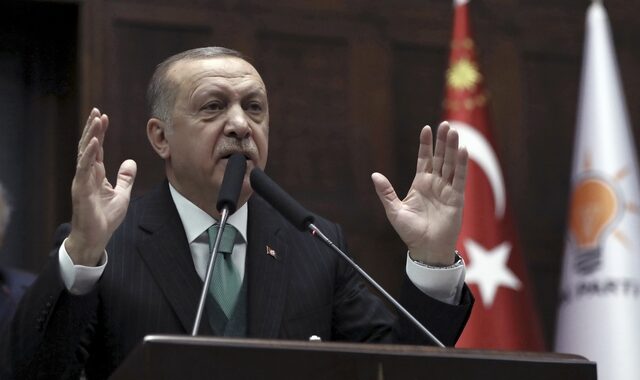 Τουρκικοί λεονταρισμοί προς Ευρώπη και ΗΠΑ για τους Κούρδους
