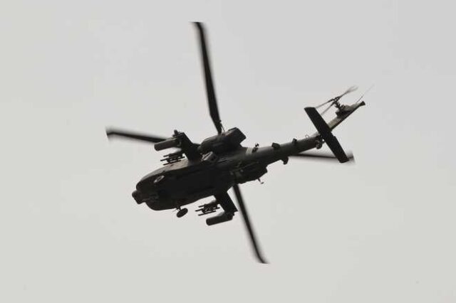 Ιαπωνία: Ελικόπτερο Απάτσι κατέπεσε σε κατοικημένη περιοχή