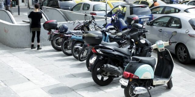 Έκλεβαν δεκάδες ποδήλατα και μηχανάκια και τα πωλούσαν μέσω διαδικτύου