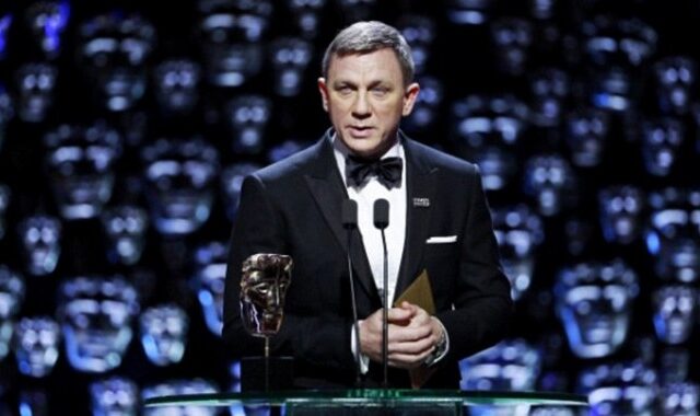 Αγνώριστος ο Ντάνιελ Κρεγκ στα BAFTA: Σάλος στα social media για τον ‘γερασμένο’ Τζέιμς Μποντ