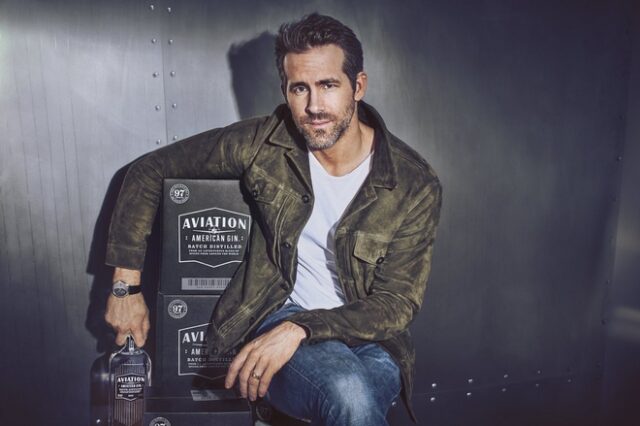 Ο Ryan Reynolds αγόρασε το ‘καλύτερο τζιν του κόσμου’