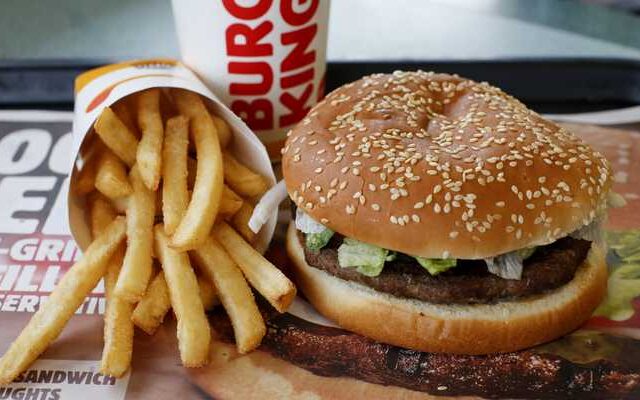 Burger King: Πού αναμένεται να ανοίξουν τα επόμενα στην Ελλάδα