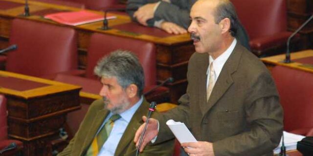 Πέθανε ο πρώην υφυπουργός του ΠΑΣΟΚ Φλώρος Κωνσταντίνου