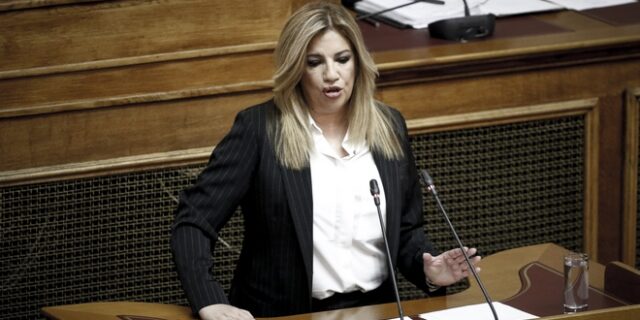 Γεννηματά για Novartis: Η κυβέρνηση στήνει νέο βρώμικο ’89