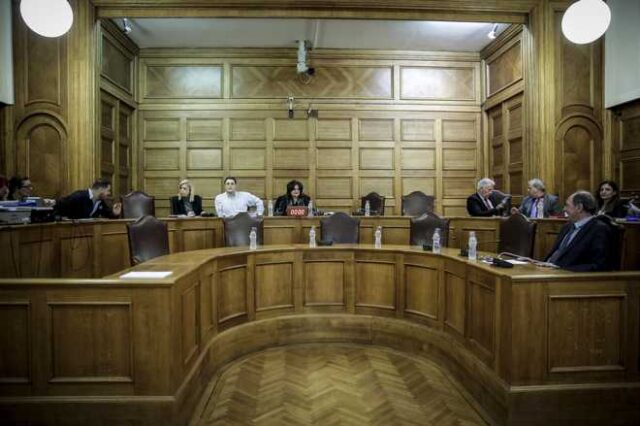 Καταψηφίζουν οι δύο οικολόγοι του ΣΥΡΙΖΑ τέσσερις συμβάσεις για έρευνα υδρογονανθράκων
