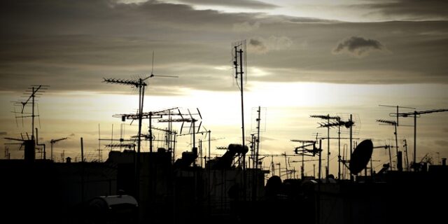 Σε διαβούλευση το νομοσχέδιο για ψηφιακή τηλεοπτική κάλυψη παντού
