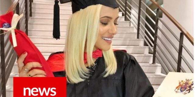 Η Λάουρα Νάργες παίρνει πτυχίο και συμβουλεύει: ‘Η γνώση είναι δύναμη’