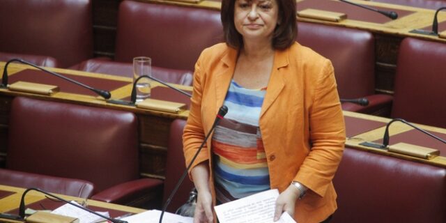 Μανωλάκου: Απροστάτευτοι οι εργαζόμενοι στη ναυπηγοεπισκευαστική ζώνη
