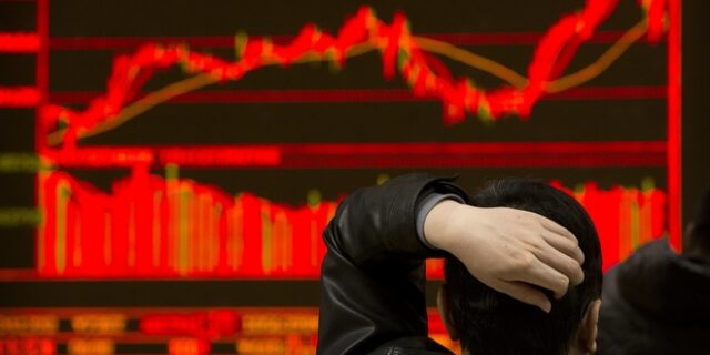 Ήταν αργά πλέον όταν αφήσαμε το νταούλι και πιάσαμε τους Rothschild