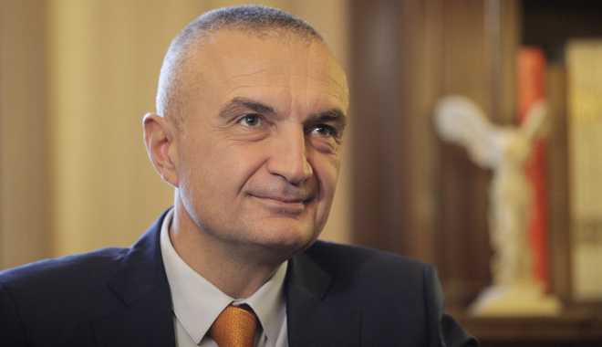 Κίνδυνο εμφύλιας αντιπαράθεσης βλέπει ο Πρόεδρος της Δημοκρατίας στην Αλβανία