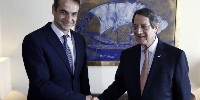 Στήριξη Μητσοτάκη σε Αναστασιάδη μετά την έκδοση νέας τουρκικής NAVTEX στην κυπριακή Α.Ο.Ζ