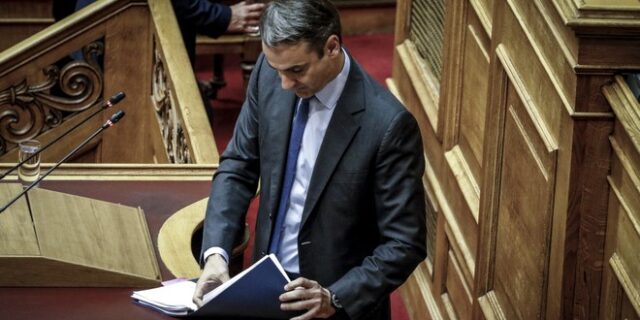 Στη μία κάλπη επέμεινε ο Μητσοτάκης, ετοιμάζοντας το έδαφος για αποχή