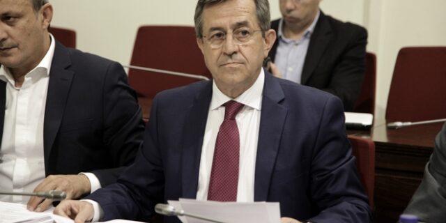 Εκβιασμό καταγγέλλει ο Νικολόπουλος – Δημοσίευσε τα SMS o Καμμένος