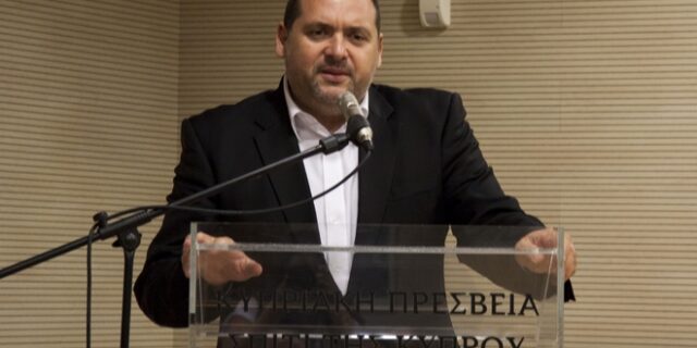 Κενεβέζος: Λύση για το Κυπριακό μόνο αν η Κύπρος καταστεί ένα κανονικό, ευρωπαϊκό κράτος