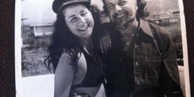 Η κόρη του Ρίτσου εναντίον του Μίκη για τη Ρωμιοσύνη στο συλλαλητήριο