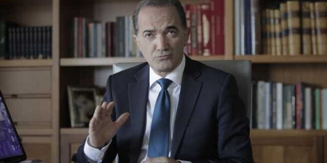 Ο Σαλμάς απαντά στις πληροφορίες ότι ζήτησε από το FBI να είναι προστατευόμενος μάρτυρας