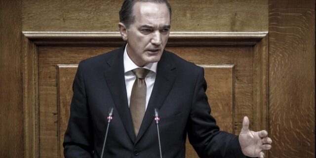 Σαλμάς: Δεν υπέγραψα την πρόταση της ΝΔ για λόγους προσωπικής ευαισθησίας