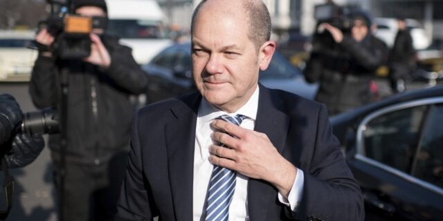 DW: Πόσο… Σόιμπλε είναι ο Σολτς;