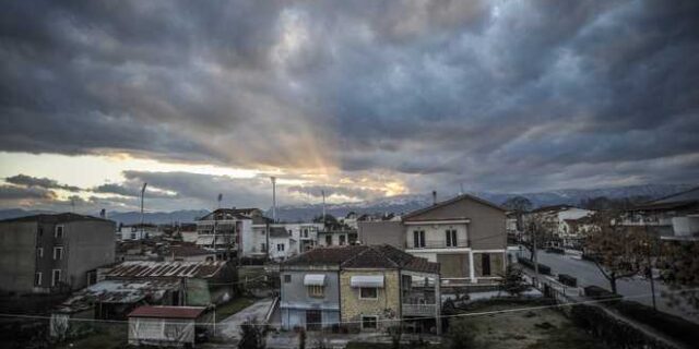 Ήπιος σήμερα ο καιρός με αραιές νεφώσεις