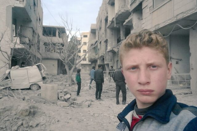 Συρία: Ένας 15χρονος καταγράφει με selfie βίντεο τη σφαγή της Γούτα