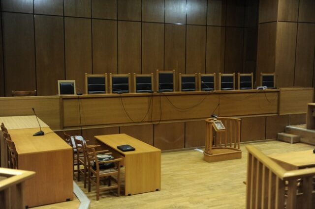 Θεσσαλονίκη: Σε δίκη 13 υπάλληλοι ασφαλιστικών ταμείων για την υπεξαίρεση στον δήμο