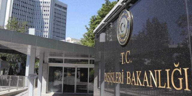 Τουρκικό ΥΠΕΞ για το άσυλο στους 8: Η Ελλάδα προστατεύει πραξικοπηματίες