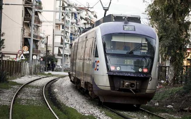 Περισσότερα δρομολόγια τρένων για το τριήμερο της Αποκριάς