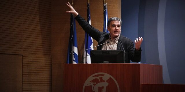 Τσακαλώτος στους Financial Times: H Ελλάδα δεν χρειάζεται προληπτική γραμμή πίστωσης