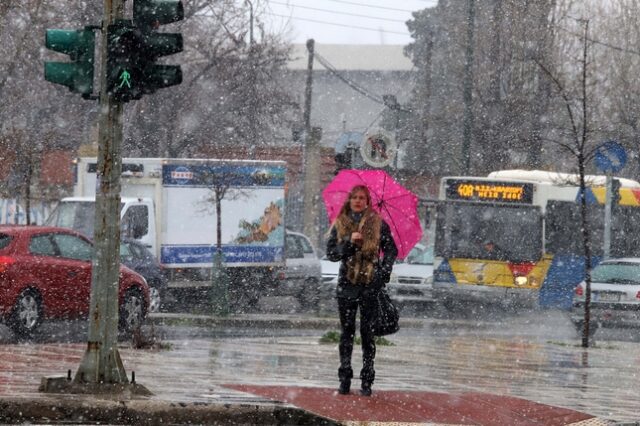 Καιρός: Στο μηδέν η θερμοκρασία – Χιόνια και στην Αθήνα – Νέο κύμα από Τετάρτη