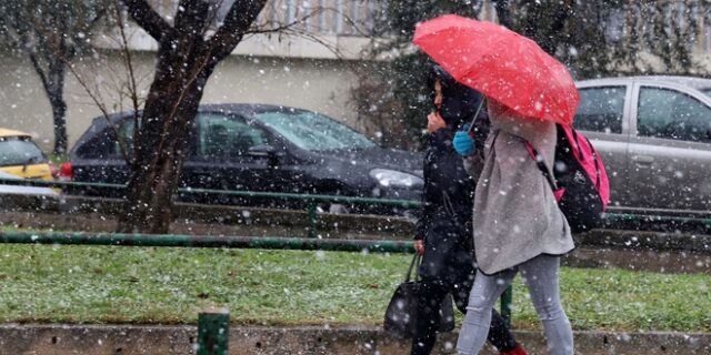 Ο καιρός τα Χριστούγεννα: Ψυχρή εισβολή – Πού θα χιονίσει