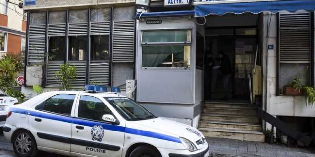 Κειμήλιο πρώην στρατιωτικού η χειροβομβίδα στους Αμπελοκήπους