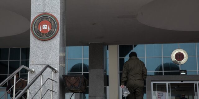 Στην Αδριανούπολη οι γονείς των δύο στρατιωτικών μετά τη νέα απόρριψη αίτησης αποφυλάκισης