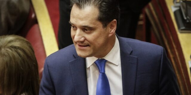 Στηρίζει Άδωνι η ΝΔ