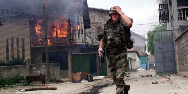 24 Μαρτίου 1999: Το ΝΑΤΟ ξεκινάει τον βομβαρδισμό της Γιουγκοσλαβίας