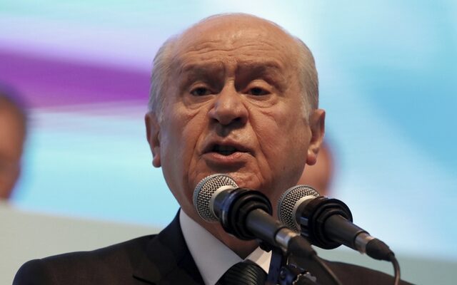 Τουρκία: Ο Μπαχτσελί χαρακτήρισε τους φοιτητές “φίδια”, το twitter διέγραψε το tweet
