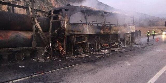 Τουρκία: Πολύνεκρη τραγωδία από σύγκρουση λεωφορείου με φορτηγό