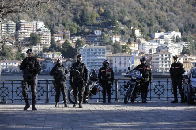 Φλωρεντία: Αντιρατσιστική διαδήλωση με τη συμμετοχή χιλιάδων μετά τη δολοφονία Σενεγαλέζου