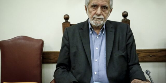 Θύελλα αντιδράσεων και διευκρινίσεις από τον Δρίτσα για το “κανείς δεν έχει τρομοκρατηθεί από την 17Ν”
