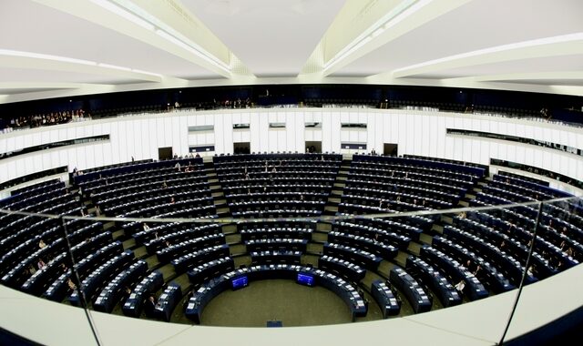 Ευρωκοινοβούλιο: Η Τουρκία αγόρασε τεθωρακισμένα με ευρωπαϊκά χρήματα