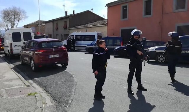 Γαλλία: Συνελήφθη ο οδηγός που επιχείρησε να χτυπήσει στρατιωτικούς