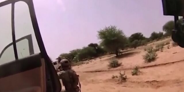 Νέο σοκαριστικό βίντεο προπαγάνδας απ’ τον ISIS με νεκρούς Αμερικανούς στρατιώτες