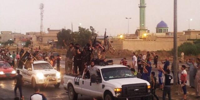 ISIS: Μετά τα εδάφη του χάνει και την τρομοκρατική επιρροή του